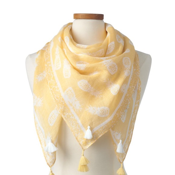 Accessories - Pineapple 🍍 Square Scarf🍍